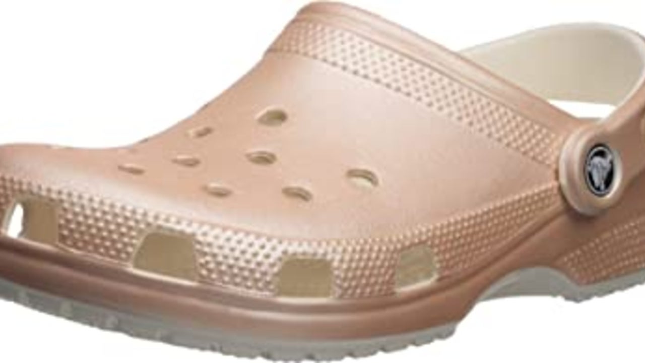 Rose gold best sale crocs with fur